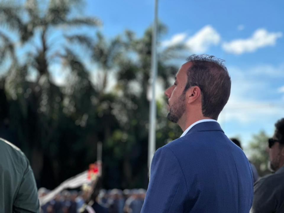 Foto 4 de 4 — Prefeito Manoel acompanha solenidade de abertura dos portões na Escola Superior de Sargentos da Polícia Militar